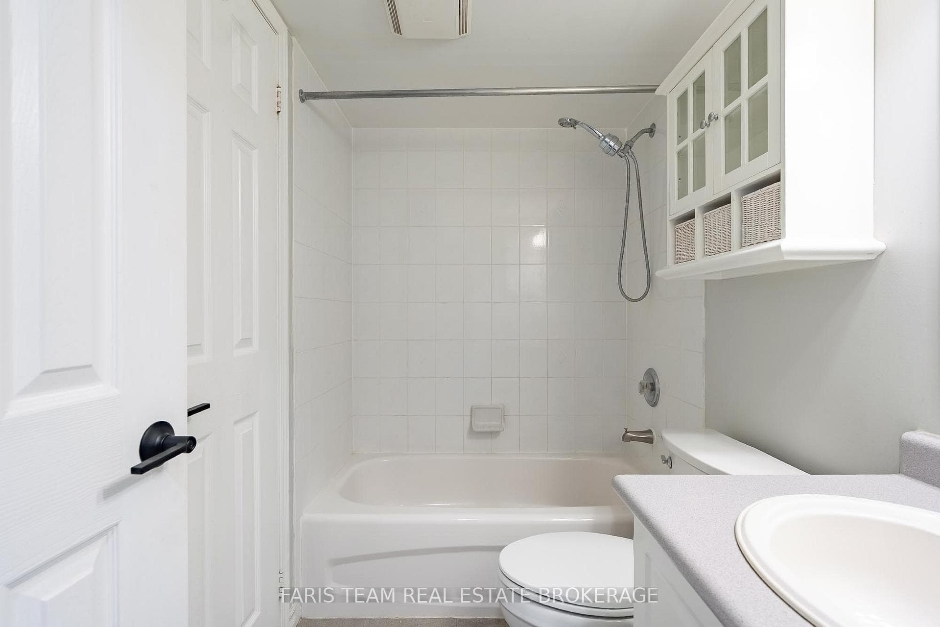 243 Ferndale Drive Unit 76 photo 21