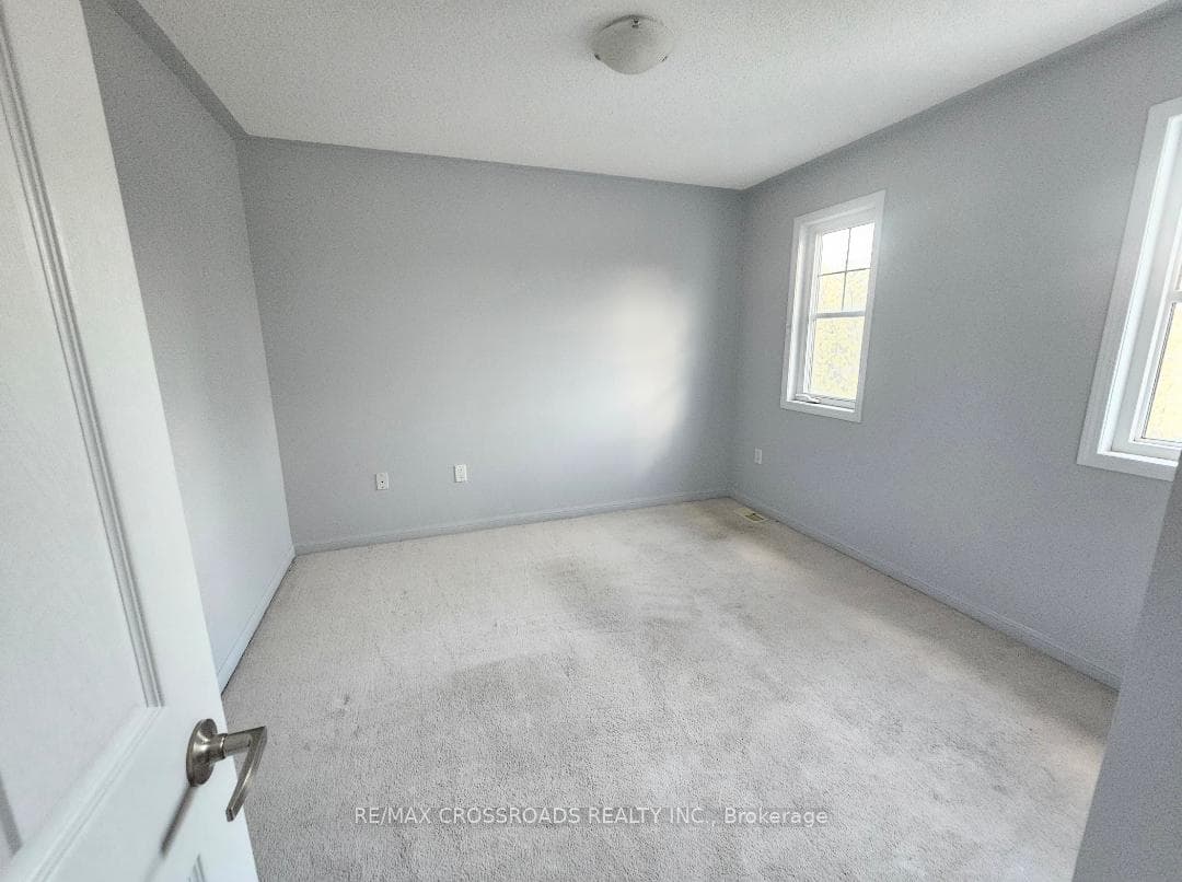 190 John W Taylor Avenue photo 12