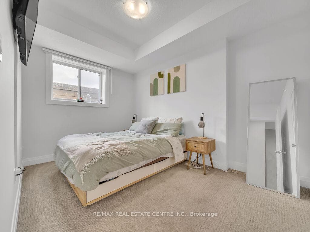 600 Victoria Street Unit 16 photo 20