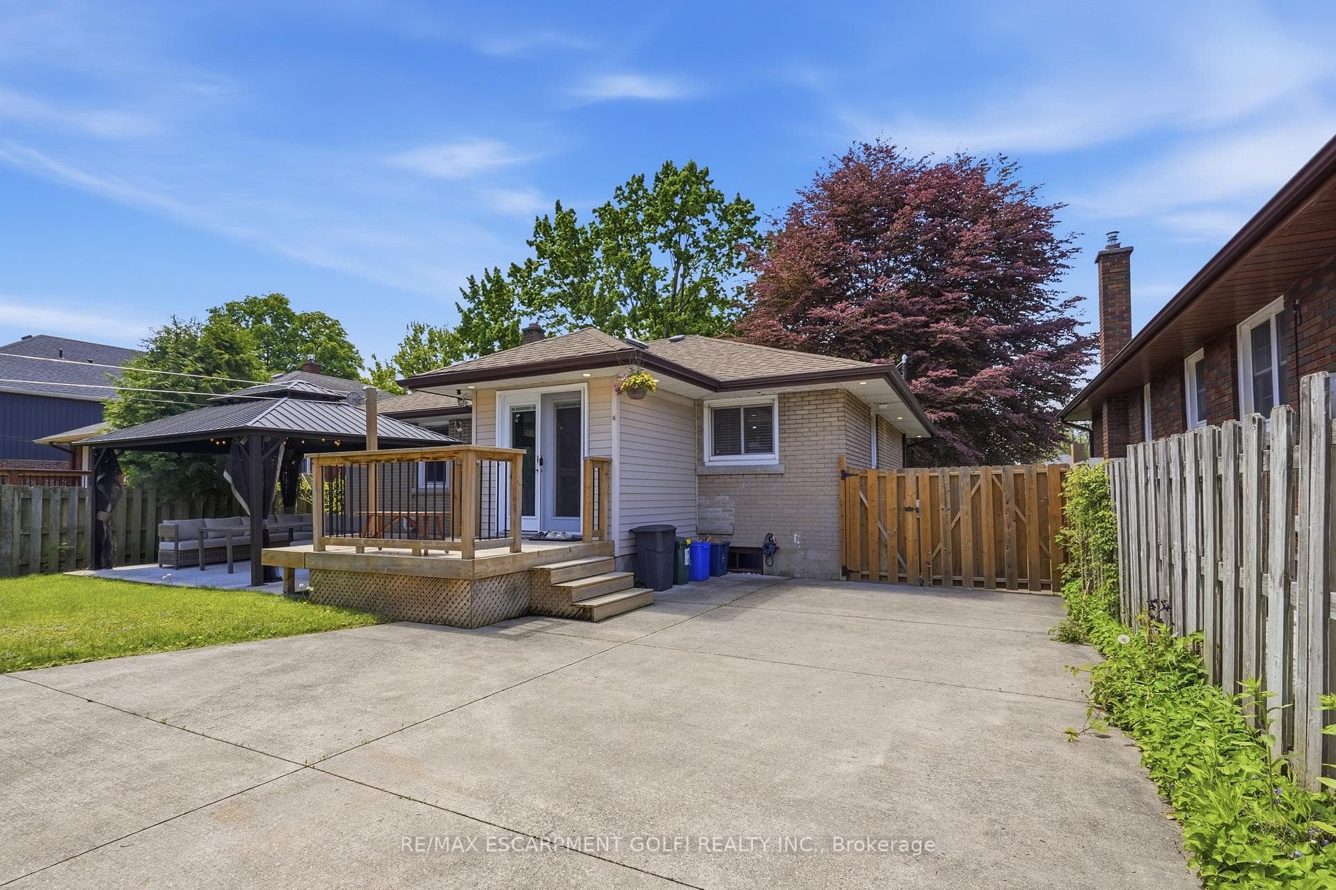 6902 Dell Avenue photo 39