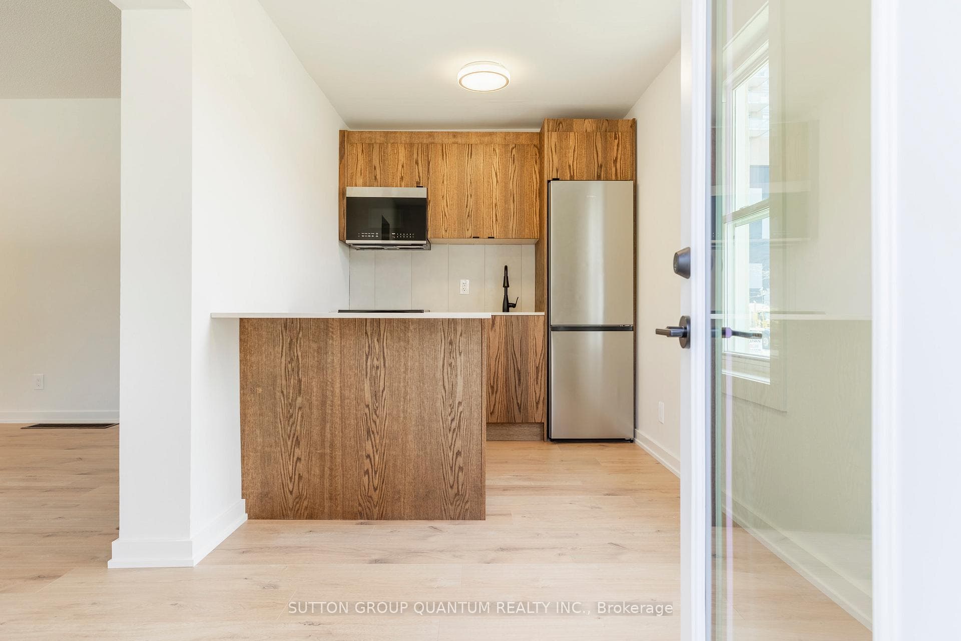 519 Elizabeth Street photo 27
