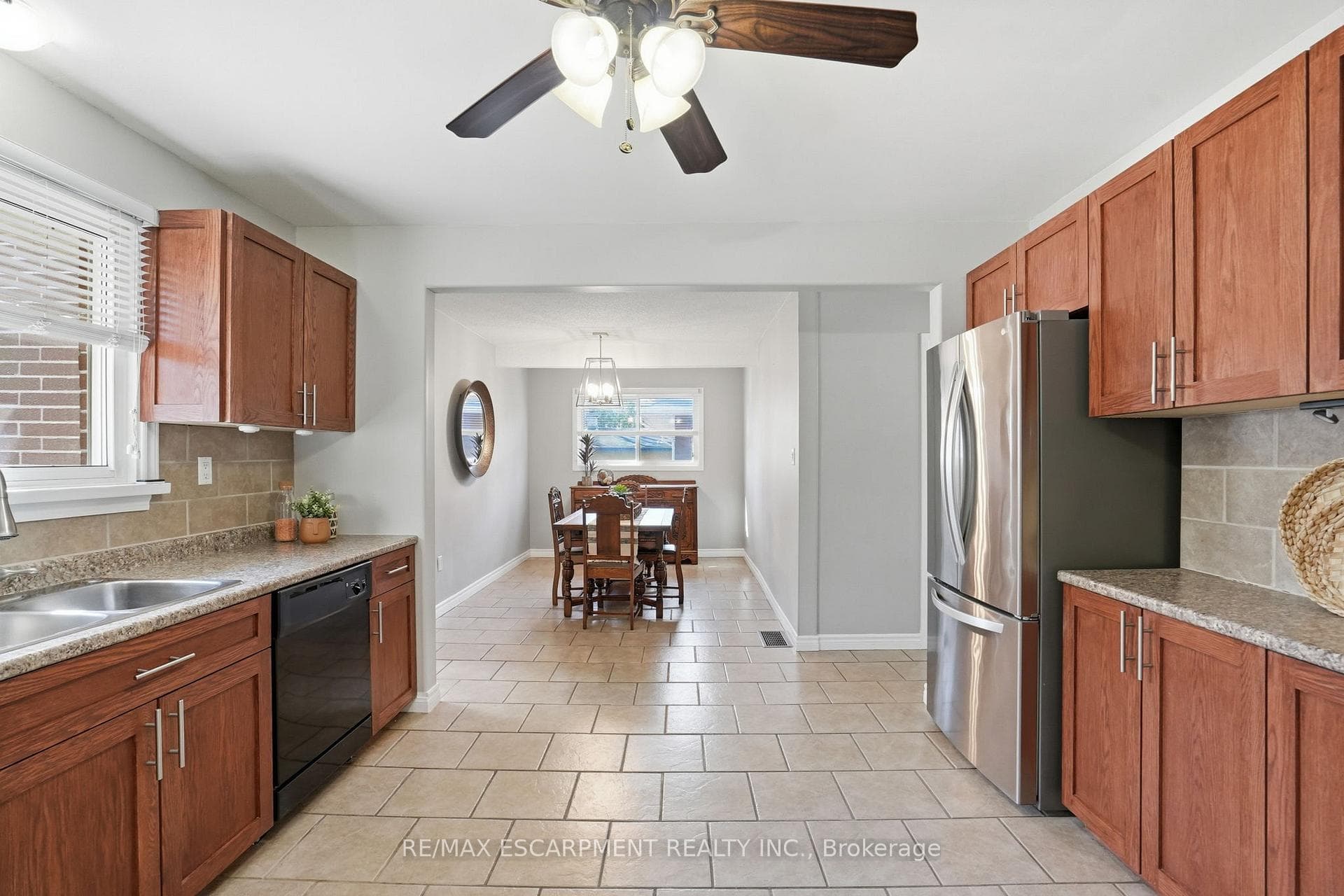 11 ALISON Avenue photo 12