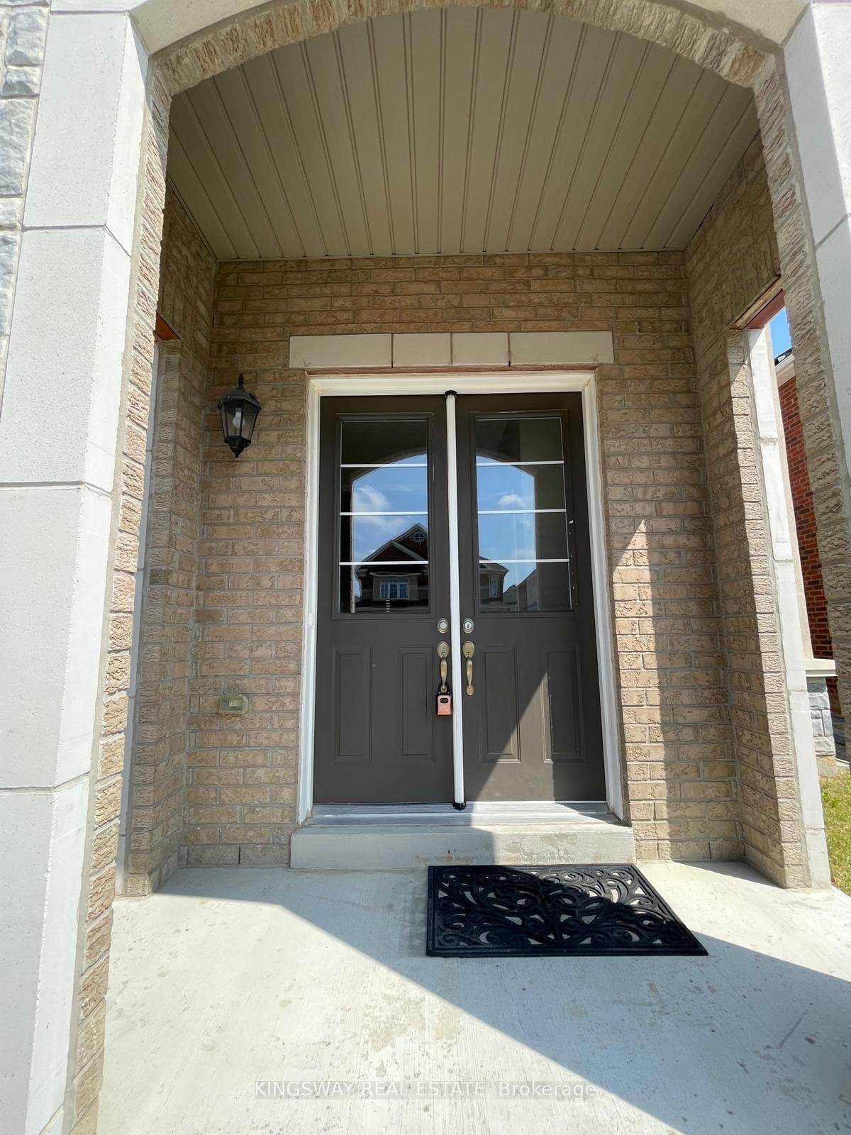 177 Whittington Drive photo 4