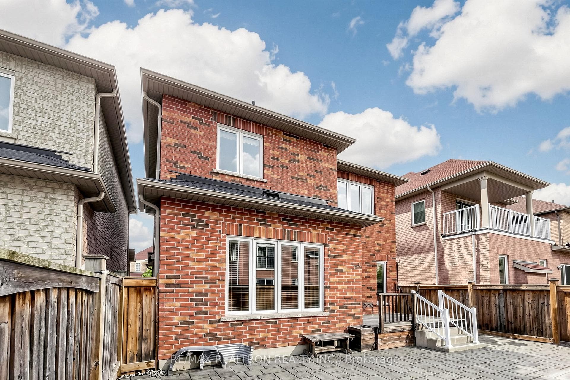 37 Greenspire Avenue photo 44