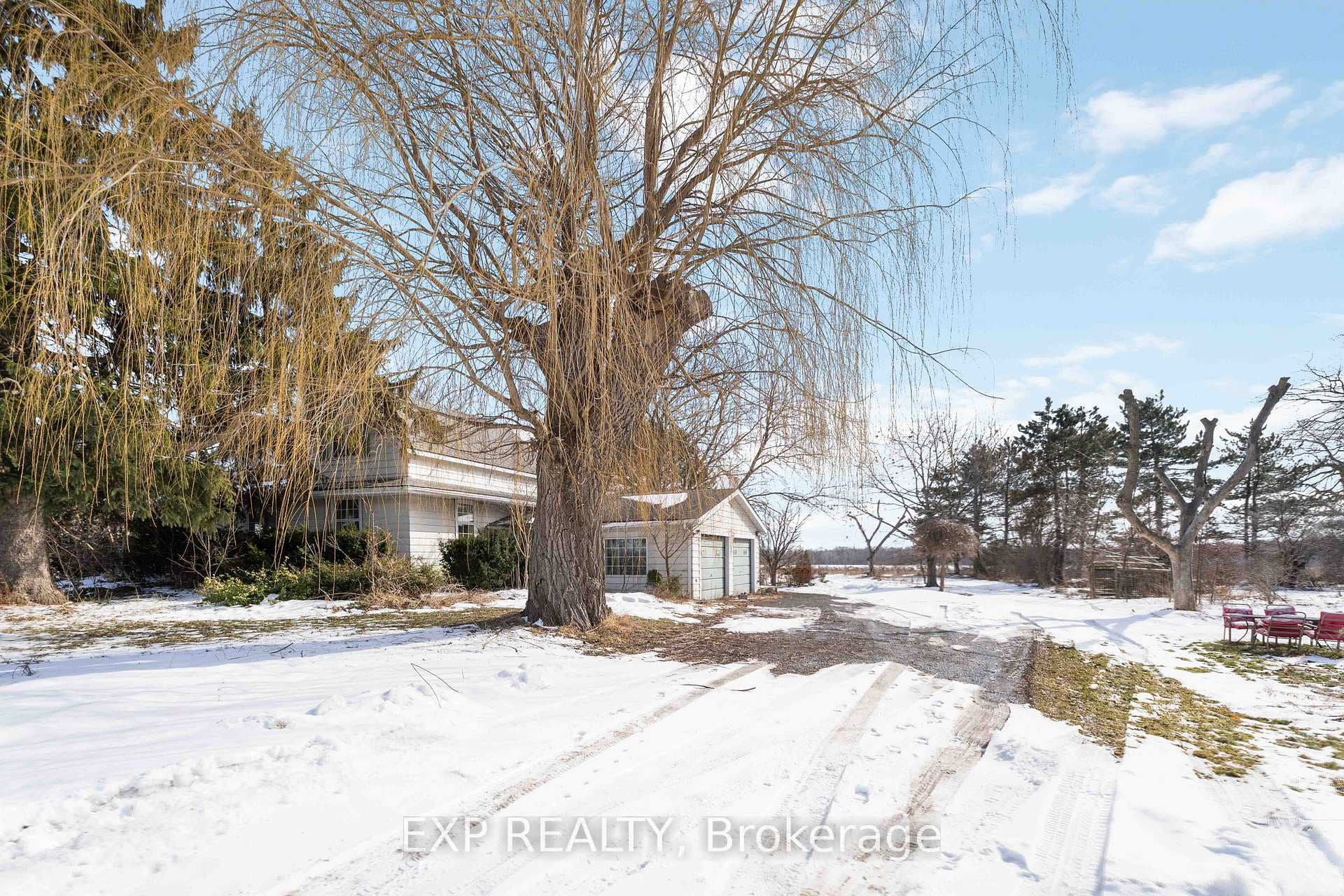 5378 Fly Road photo 1