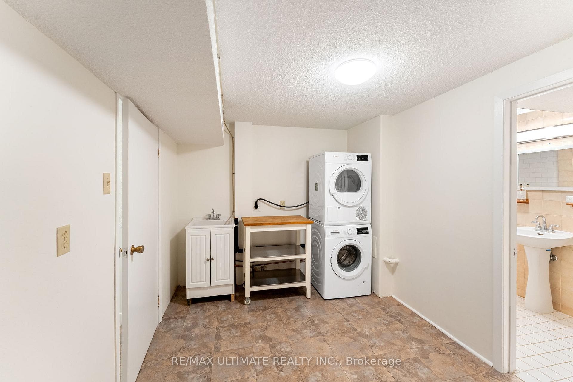 106 Pine Crest Road photo 27