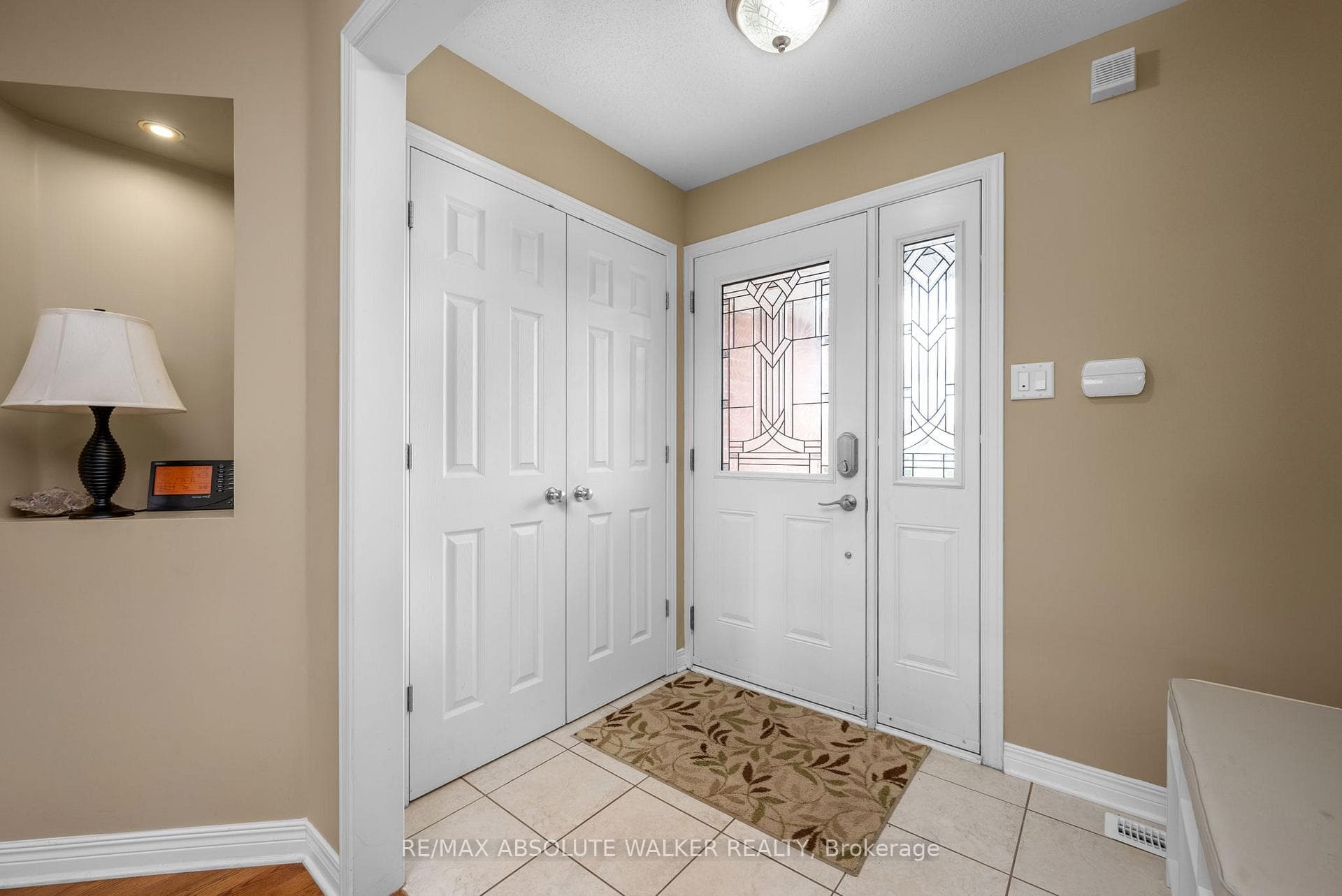 160 Duncan Drive photo 2