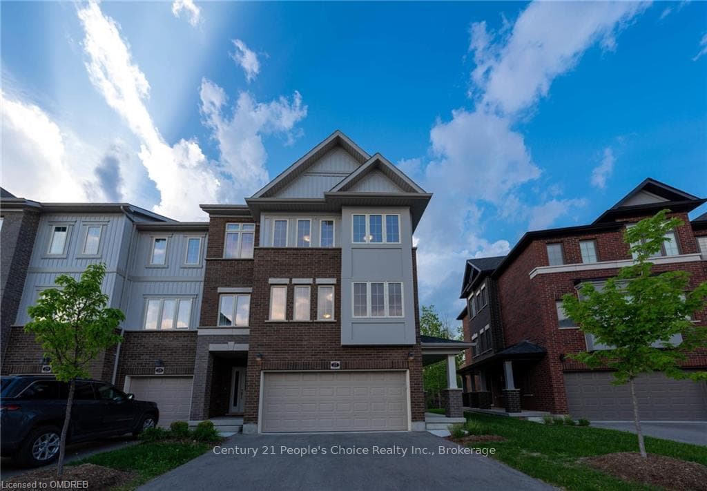 311 WOOLWICH Street Unit 27 photo 1