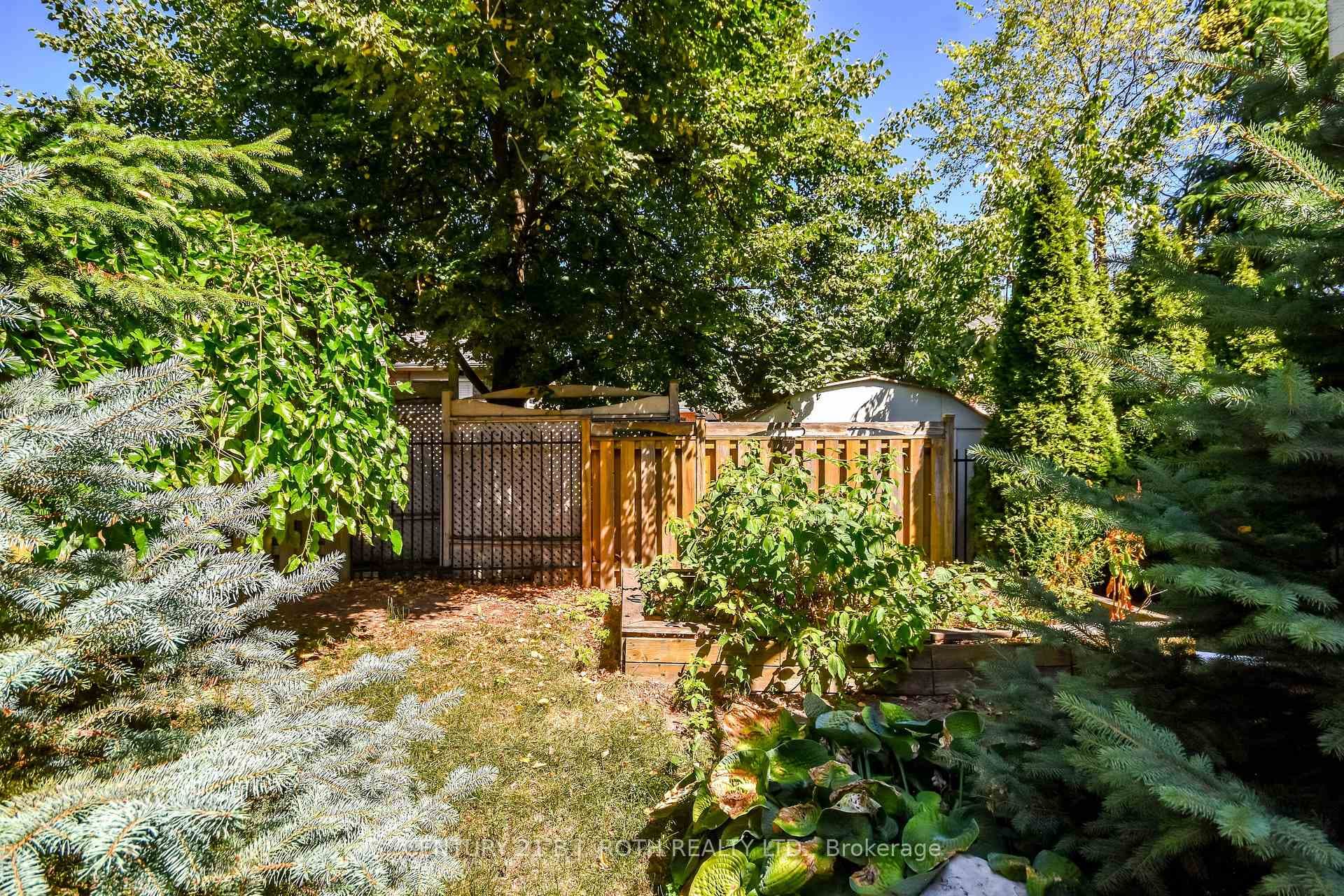 55 Bloxham Place photo 36
