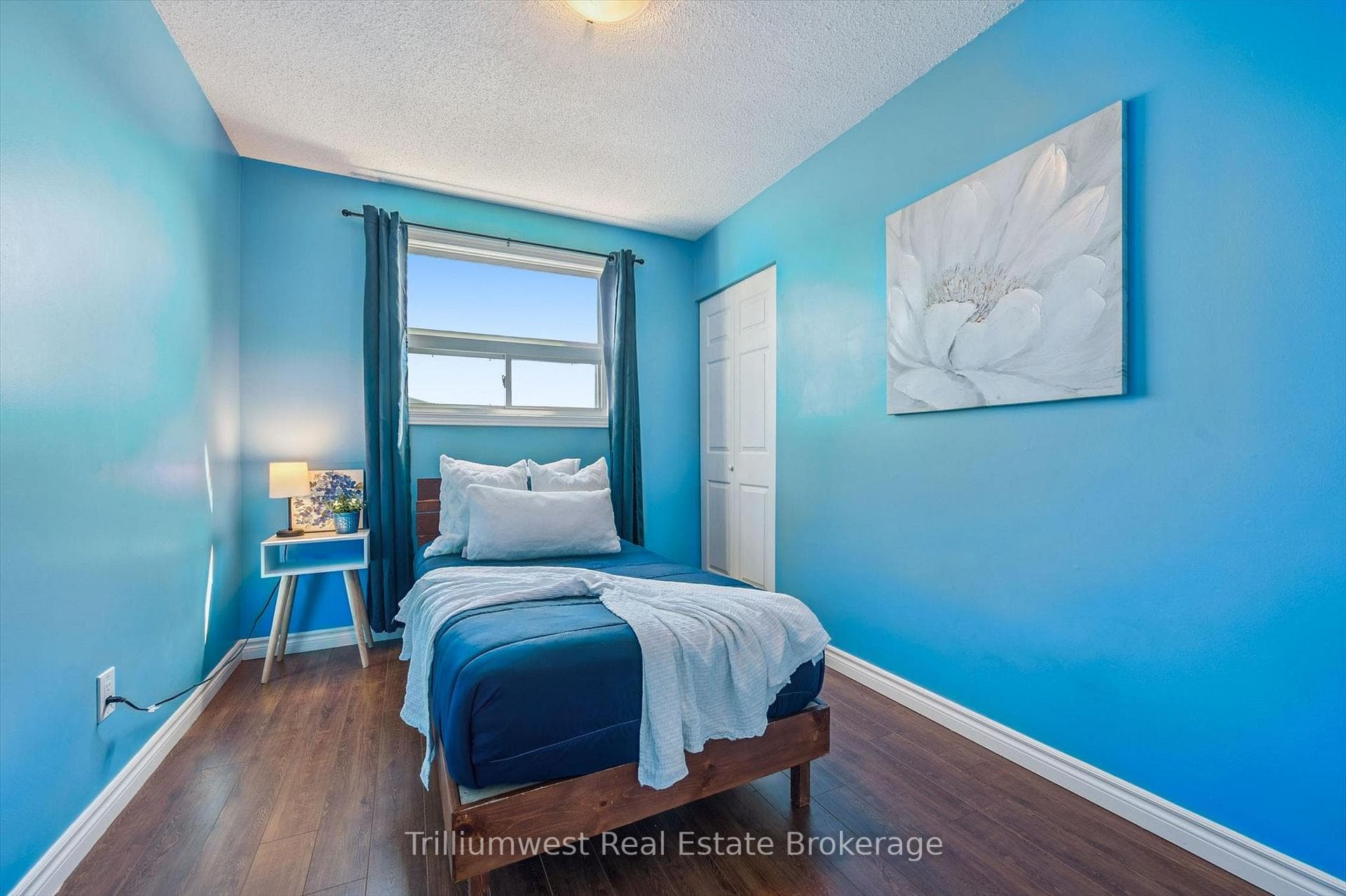131 Sanderson Drive photo 23