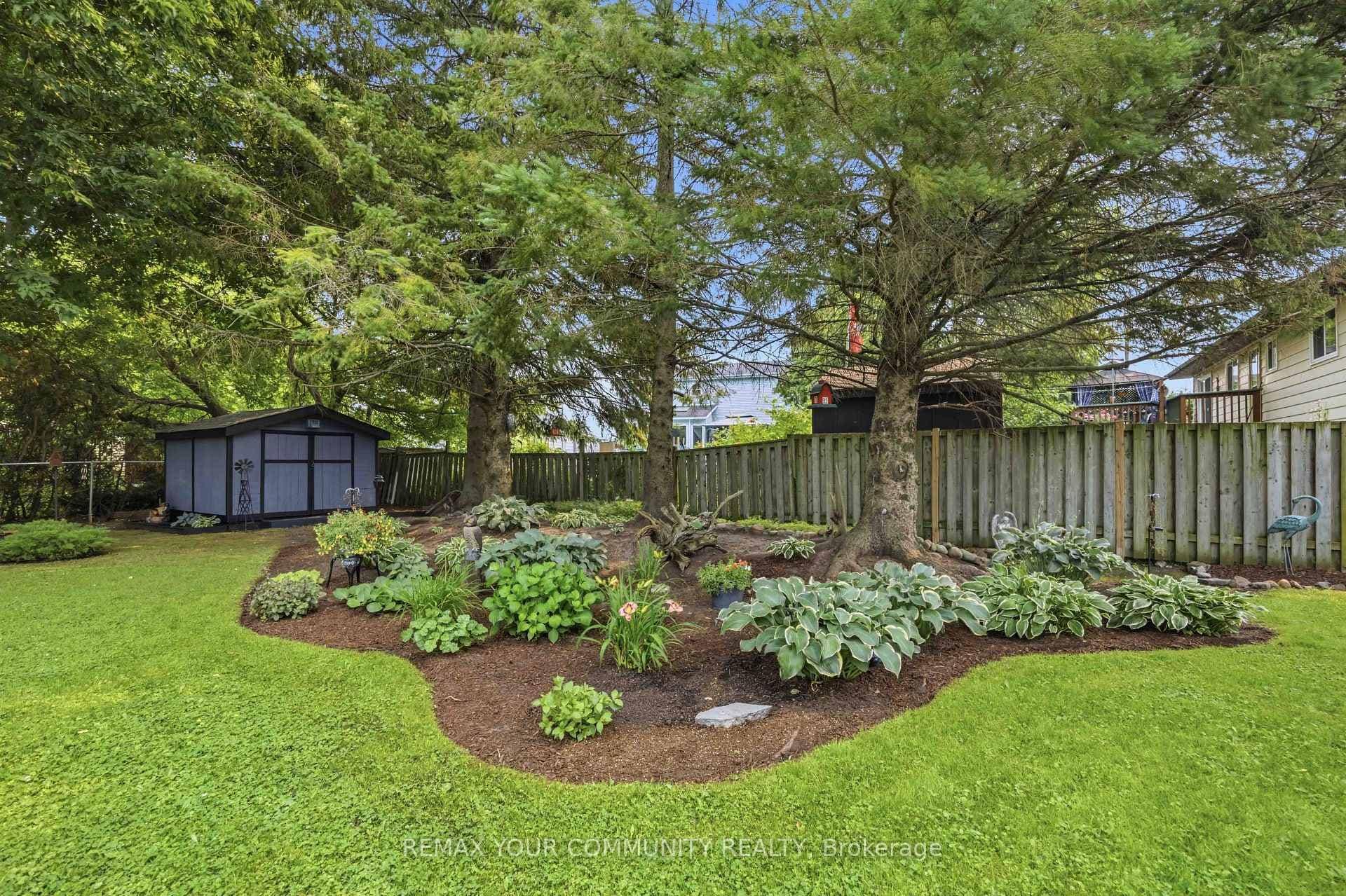 15 Georgina Street photo 40