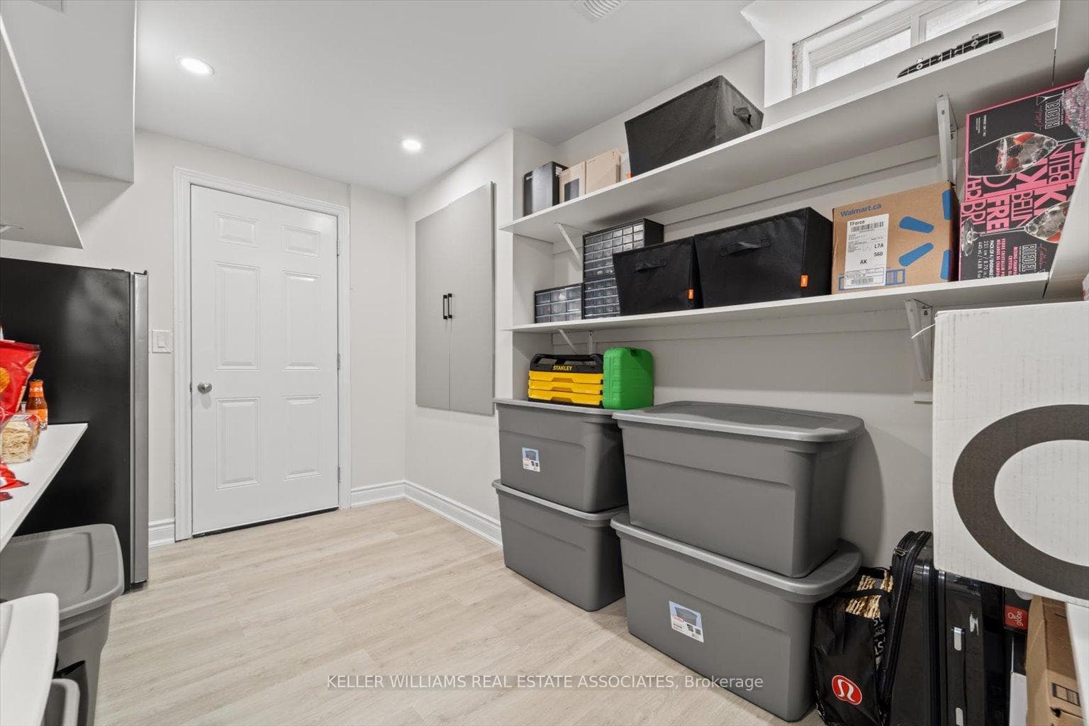 29 Ivor Crescent photo 36