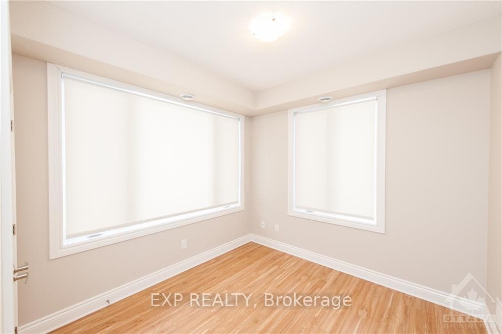 3524 MCBEAN Street Unit C photo 8