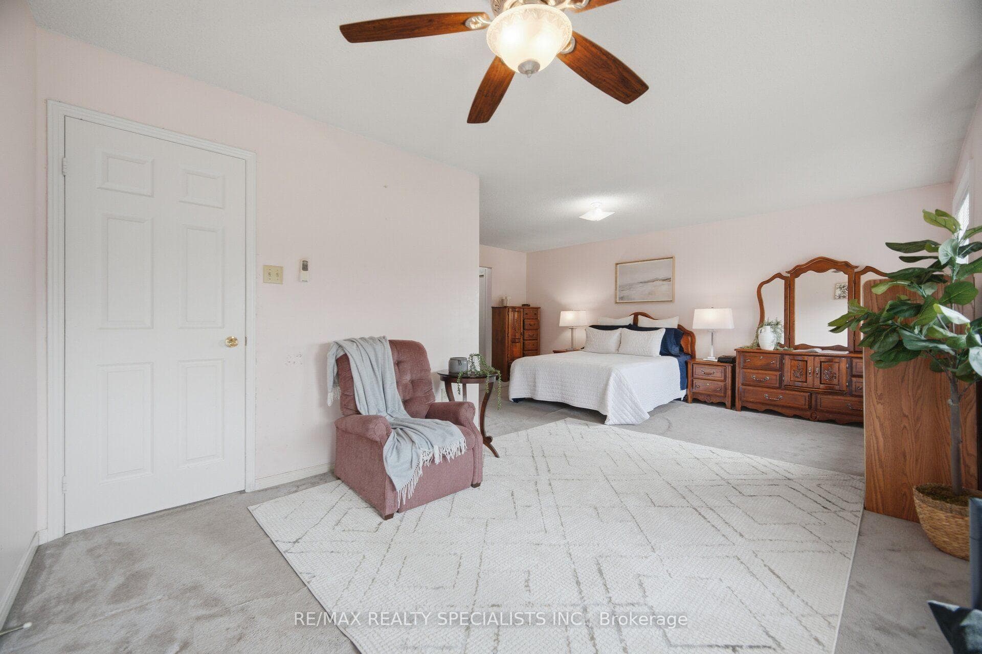 271 Nahani Way photo 21
