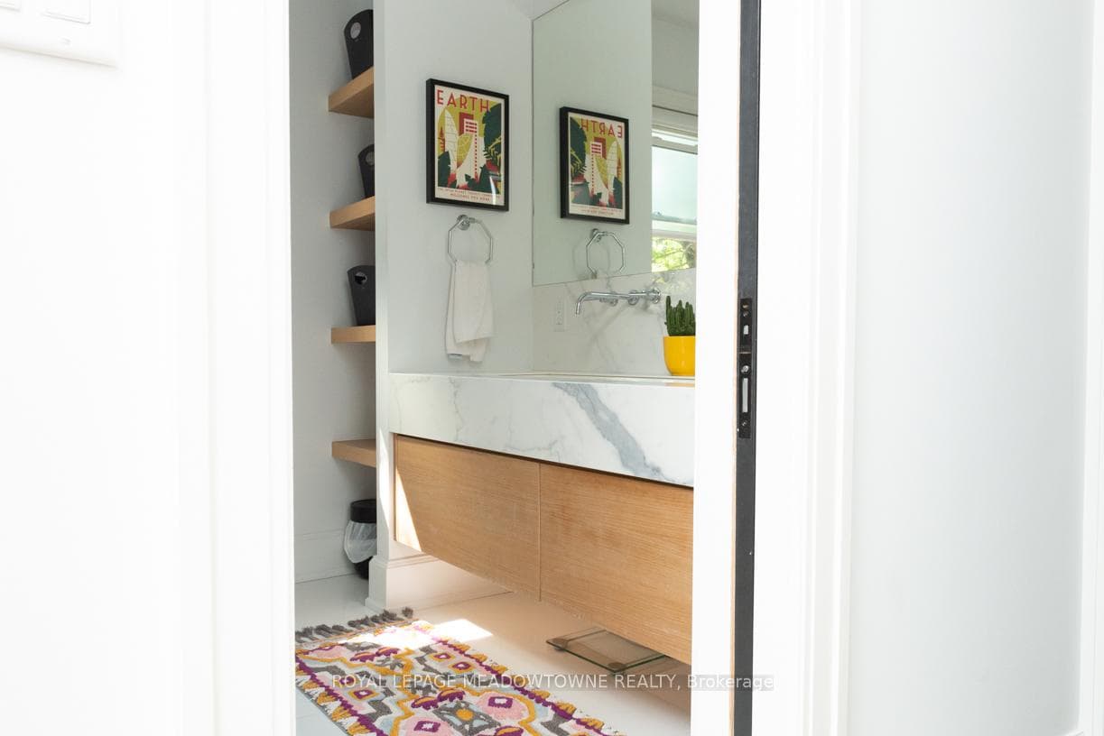 733 Arthur Street photo 13