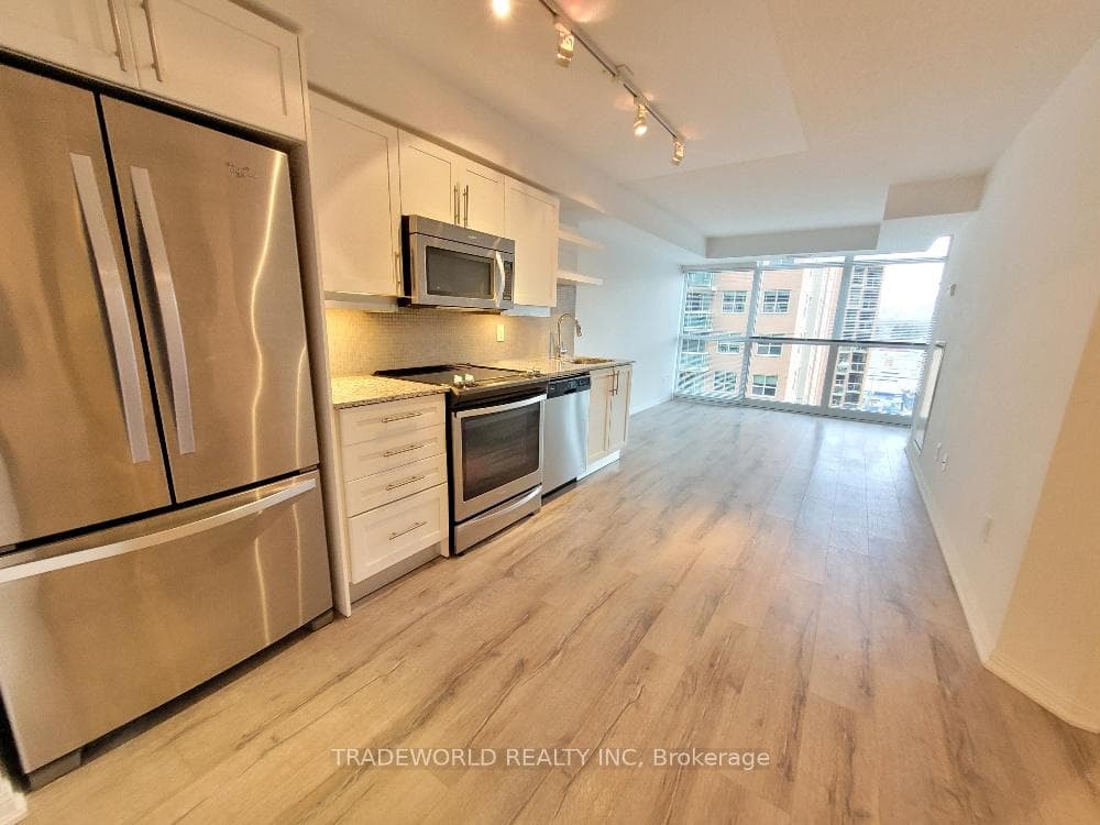 400 Adelaide Street Unit 814 photo 5