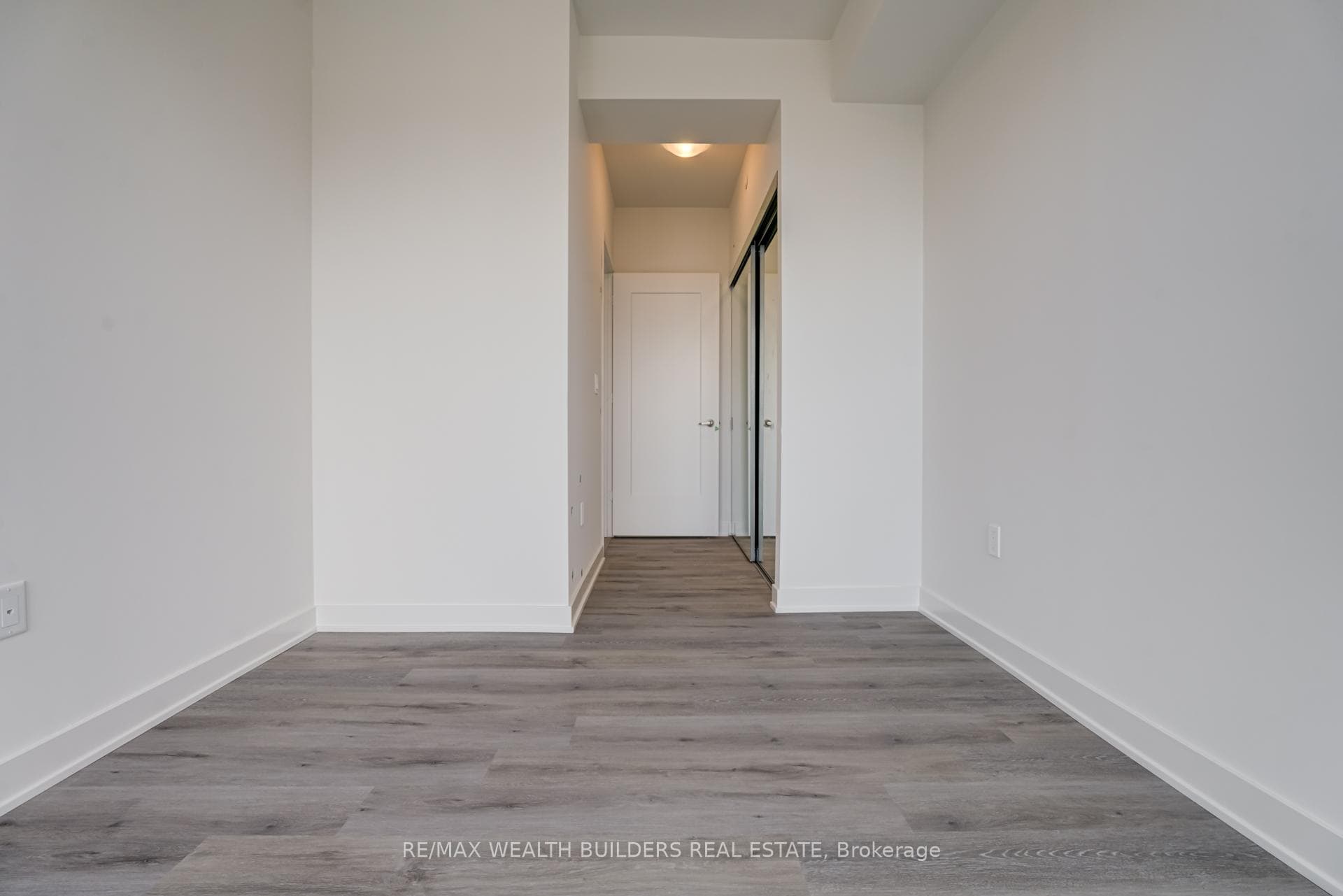 70 Princess Street Unit 2702 E photo 15