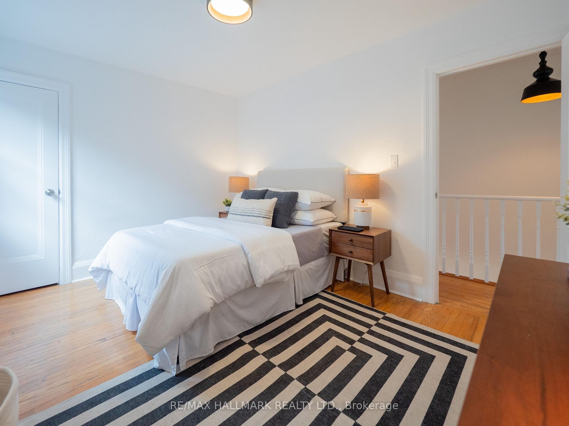 41 Roosevelt Road photo 27
