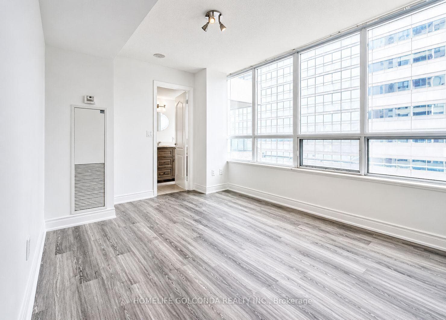 60 Brian Harrison Way Unit 809 photo 6