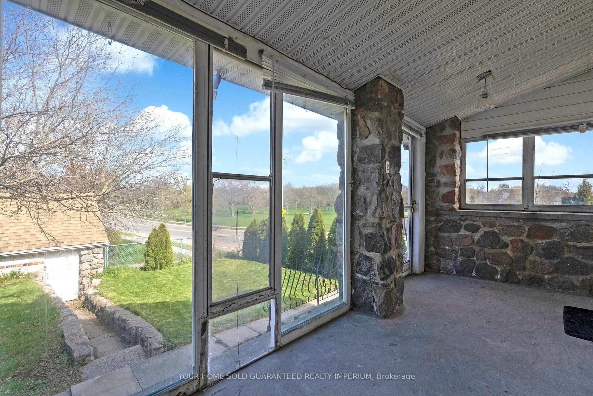 127 Nassau Street photo 14
