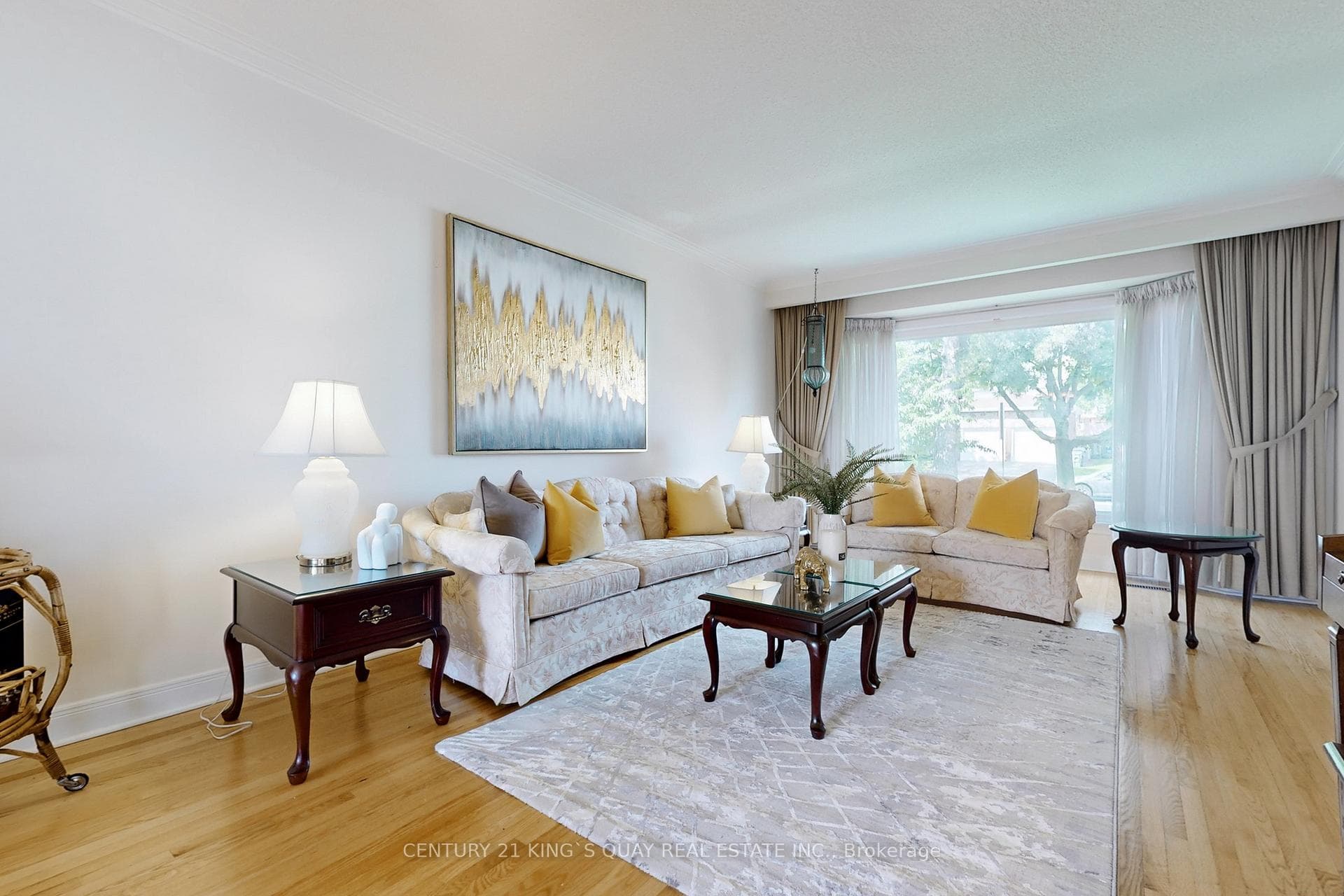 6 Terryhill Crescent photo 3