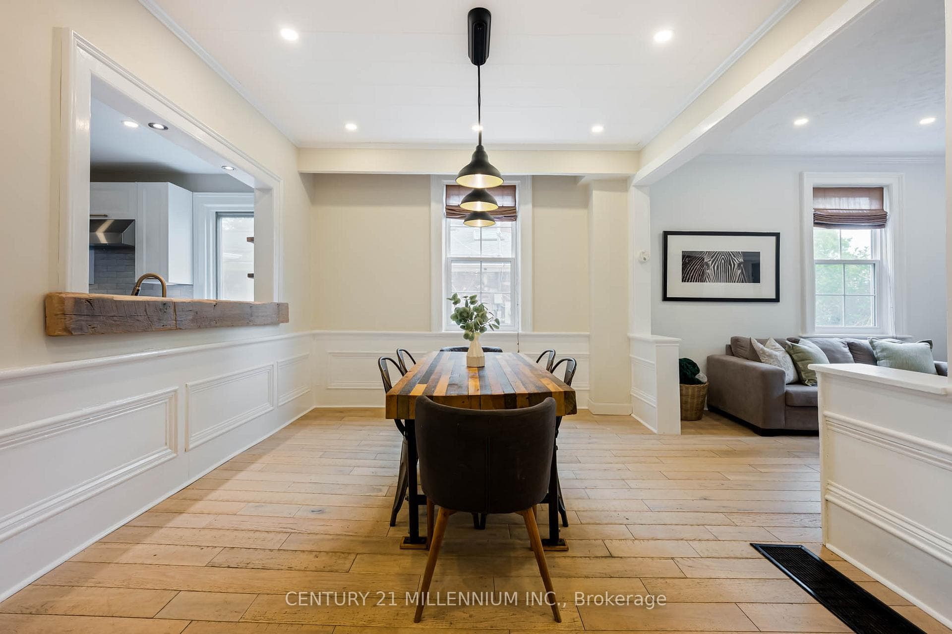 20 Alexander Street photo 10
