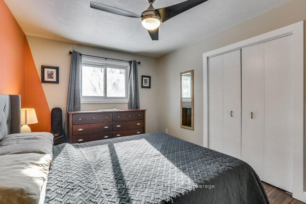 258 Mary Street photo 21