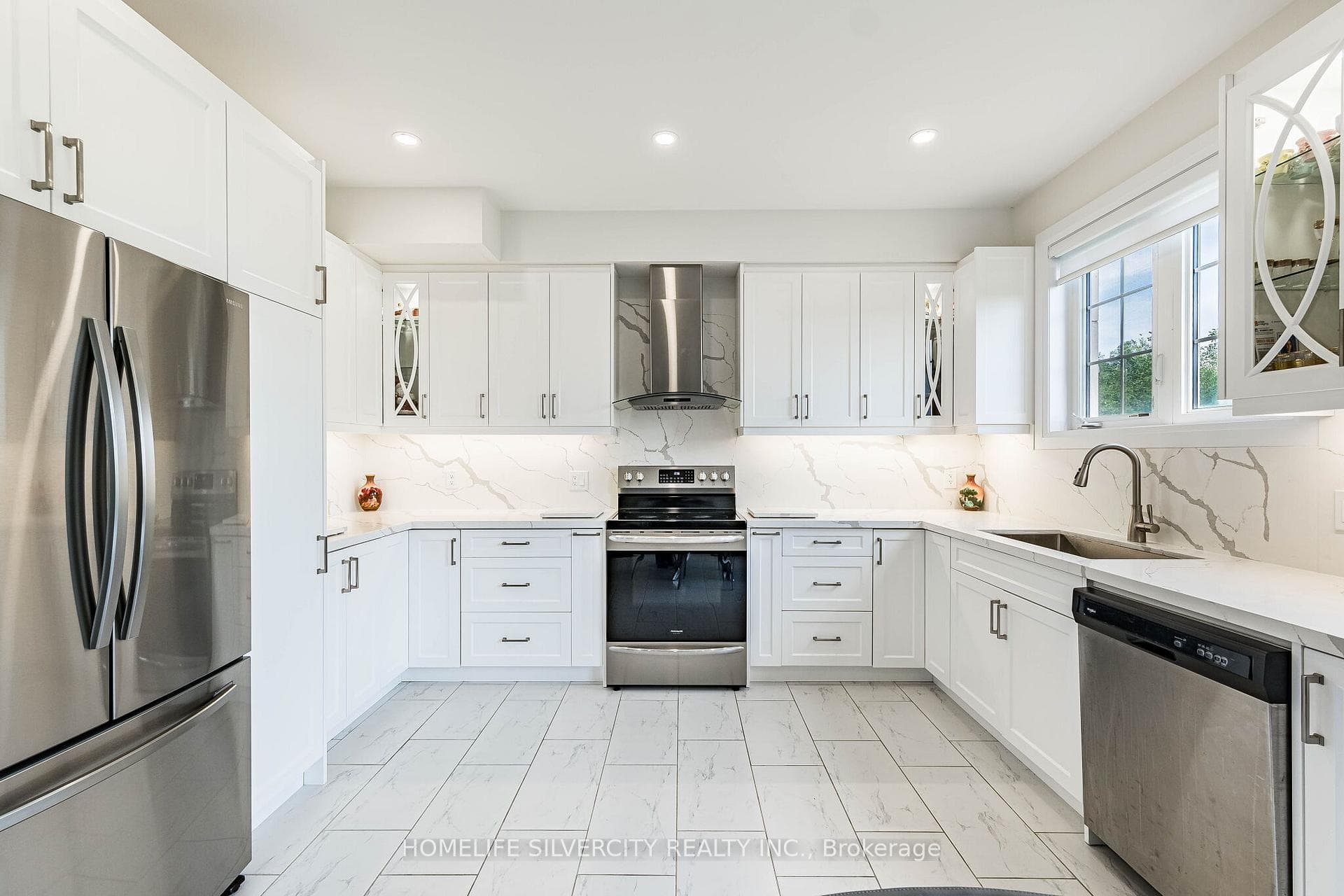 33 Rainbrook Close photo 15