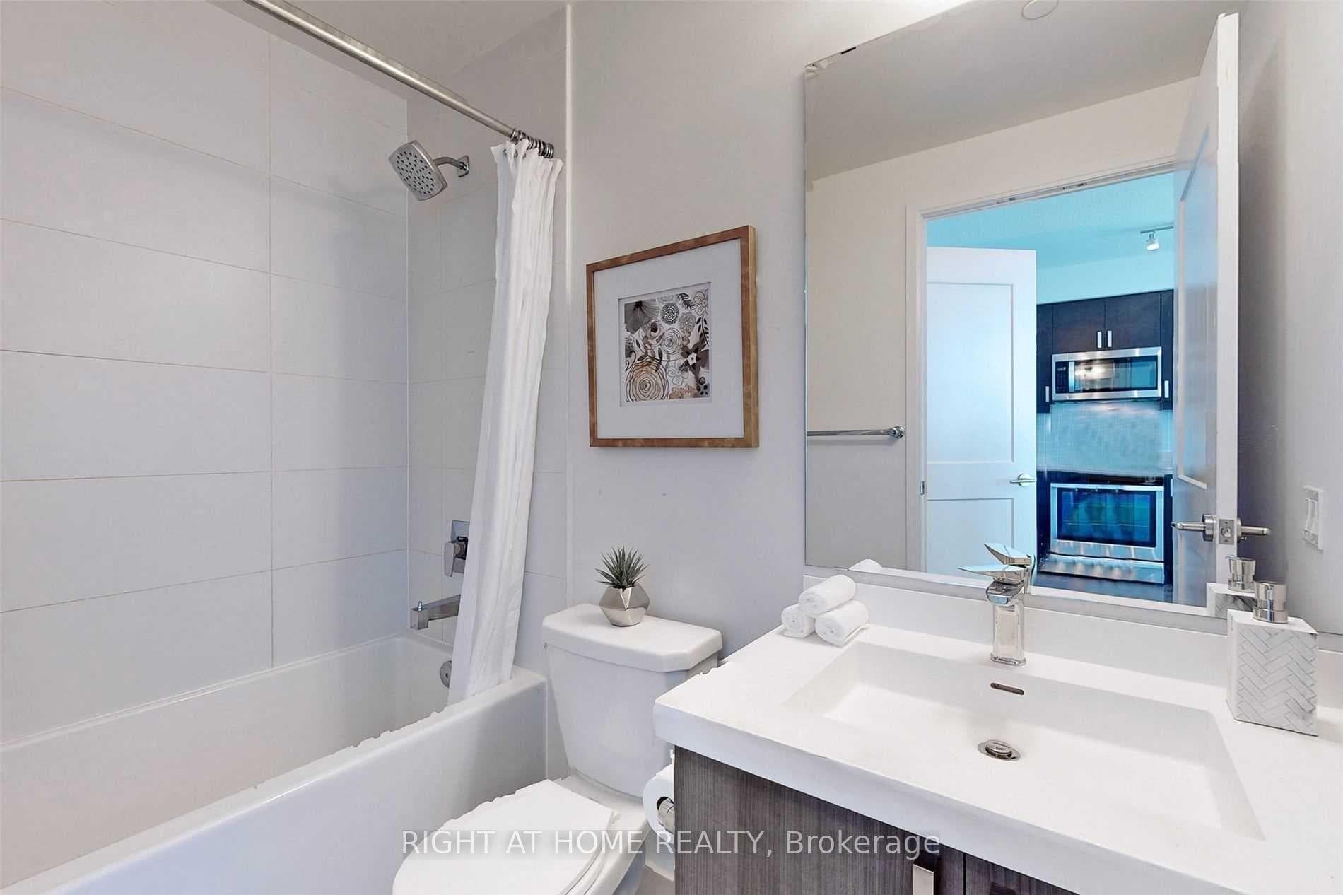 7895 JANE Street Unit 3601 photo 20