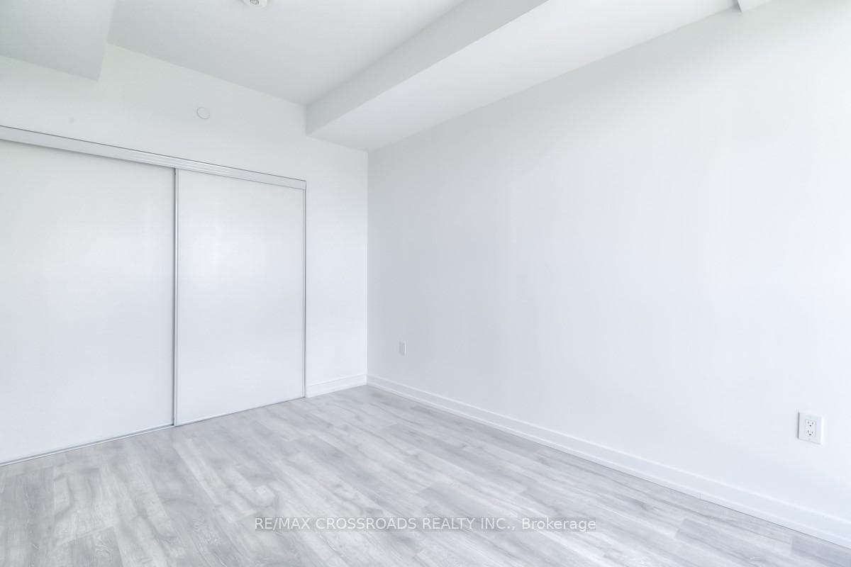 8 Olympic Garden Drive Unit 2803 photo 24