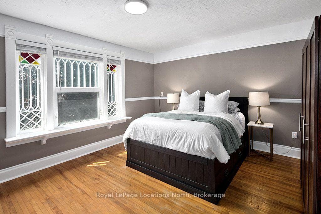 120 Marshall Street photo 39