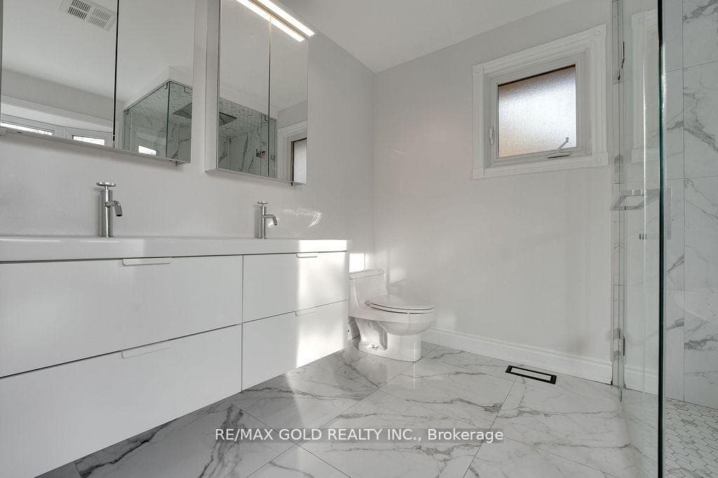 26 Dundalk Crescent photo 21