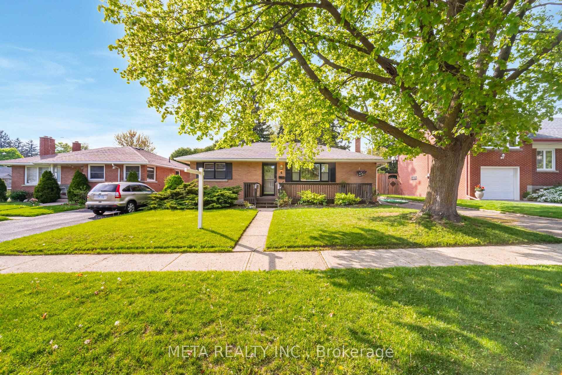 4 Greenview Street photo 1
