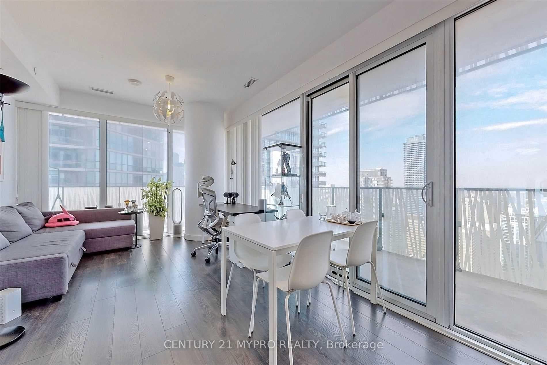 42 Charles Street Unit 3204 photo 6