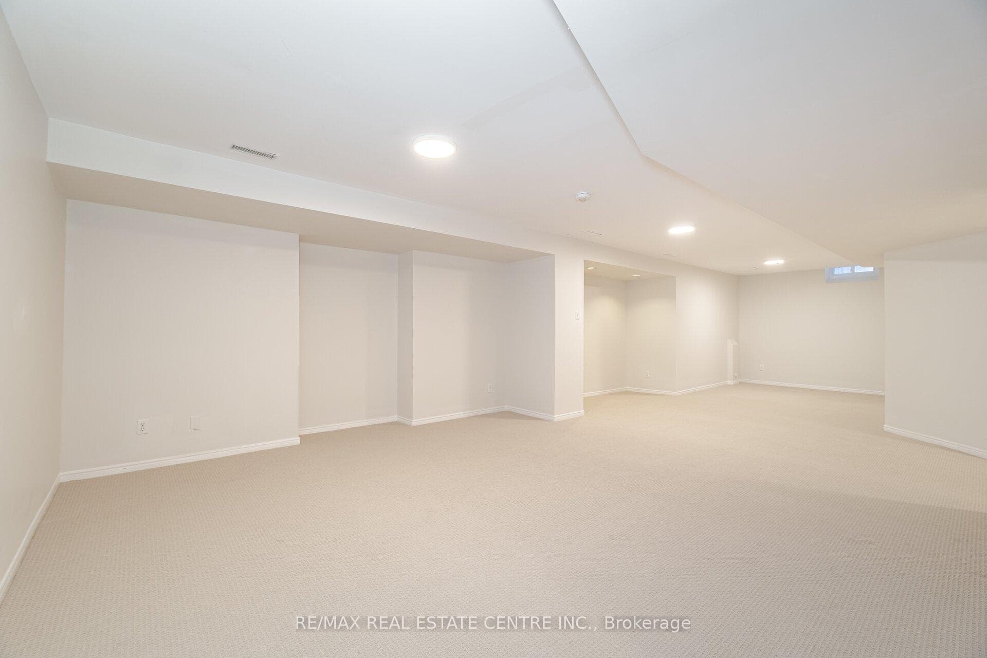 2130 Berwick Drive photo 35