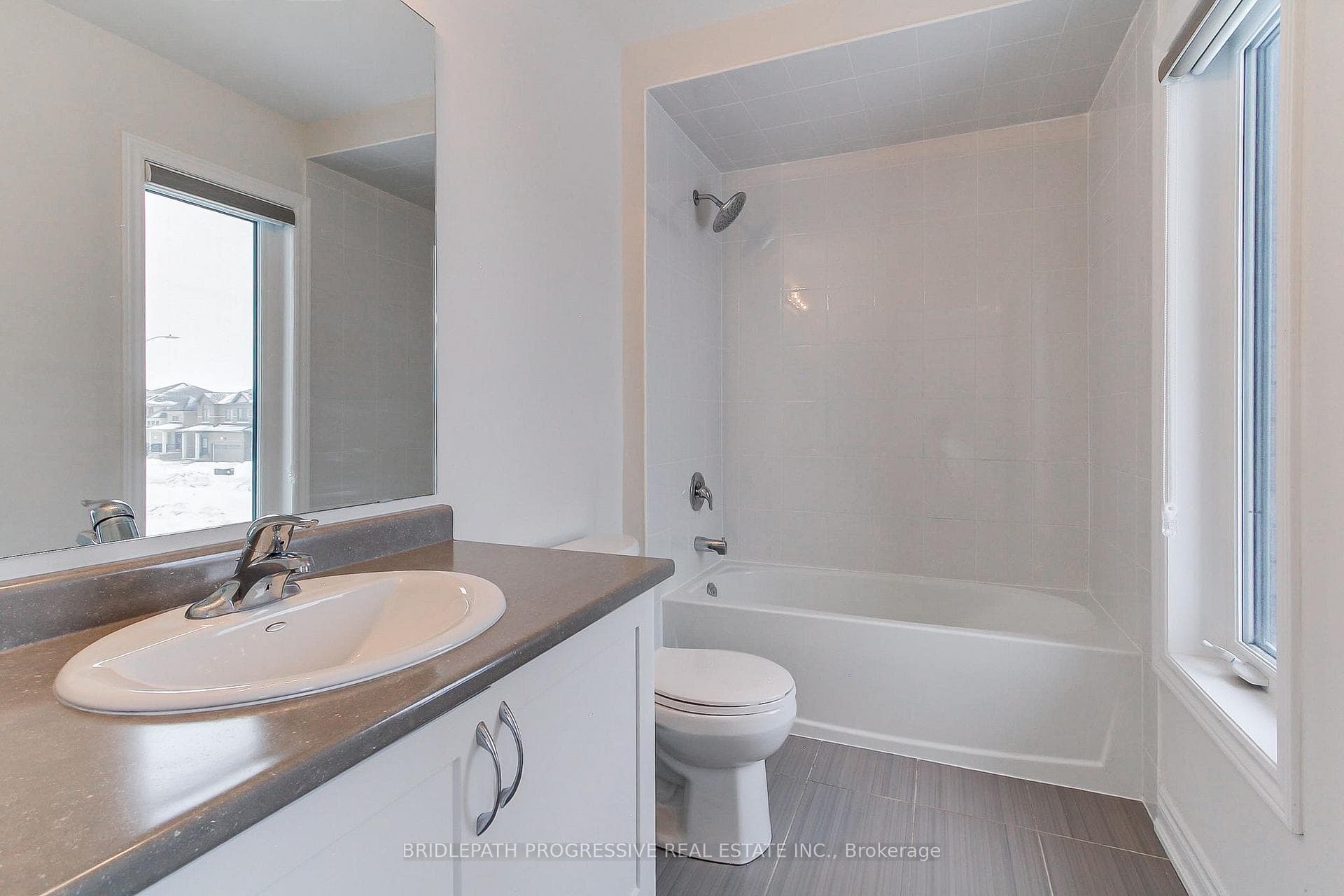 145 Terry Fox Drive photo 21
