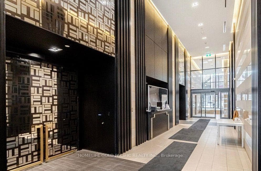 501 Yonge Street Unit 1307 photo 23