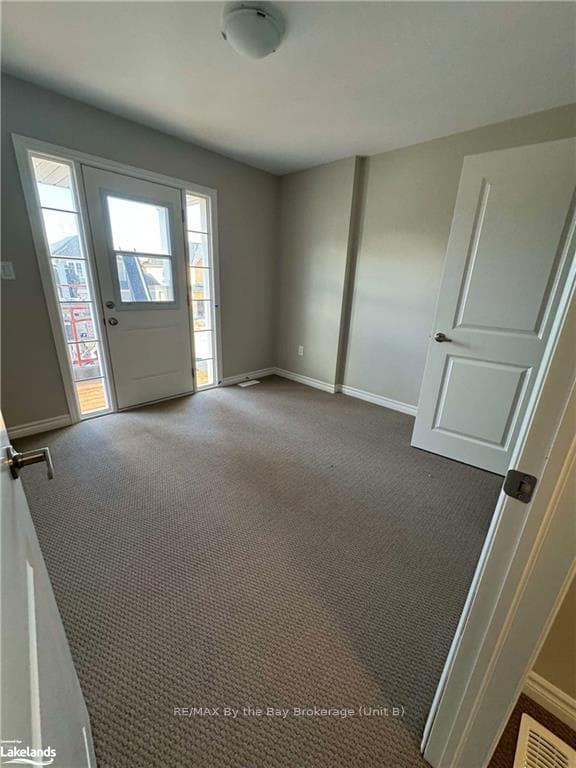 205 CLIPPER Drive photo 17