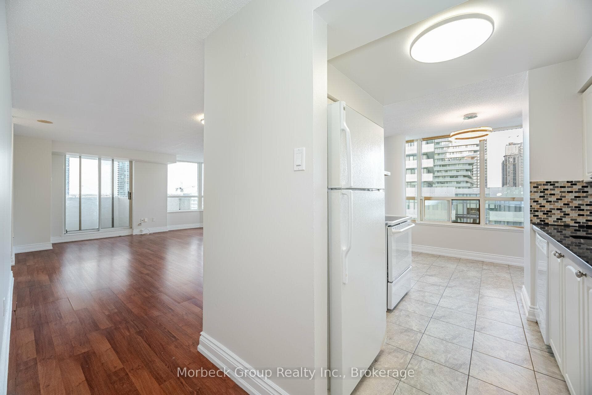 400 WEBB Drive Unit 1004 photo 8
