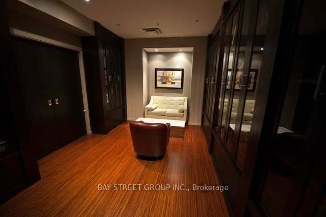 18 Spring Garden Avenue Unit 1201 photo 27