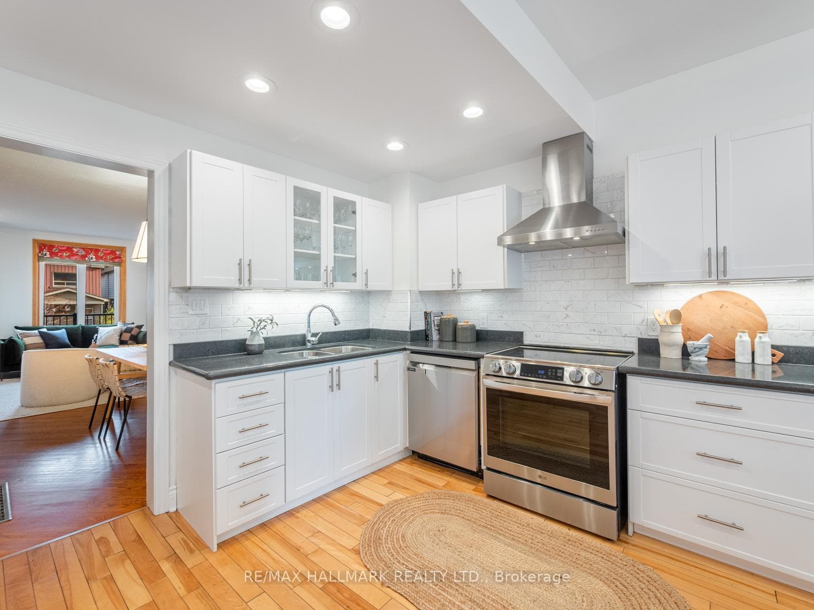 30 Shudell Avenue photo 14