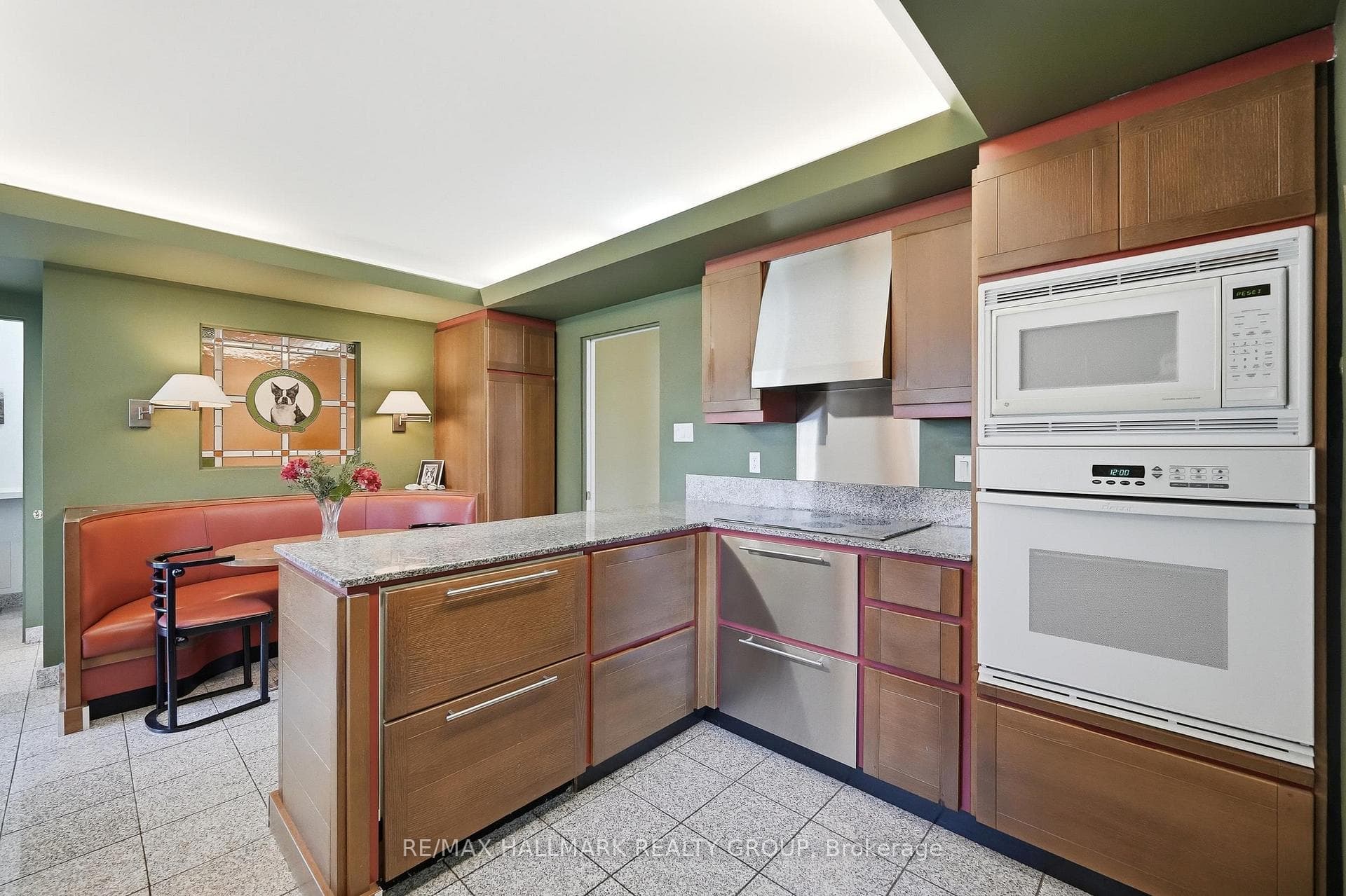 68 Corkstown Road photo 15