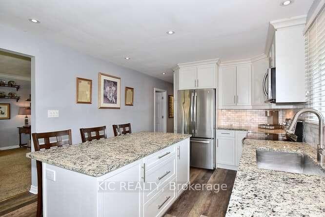 510 Dieppe Avenue photo 3