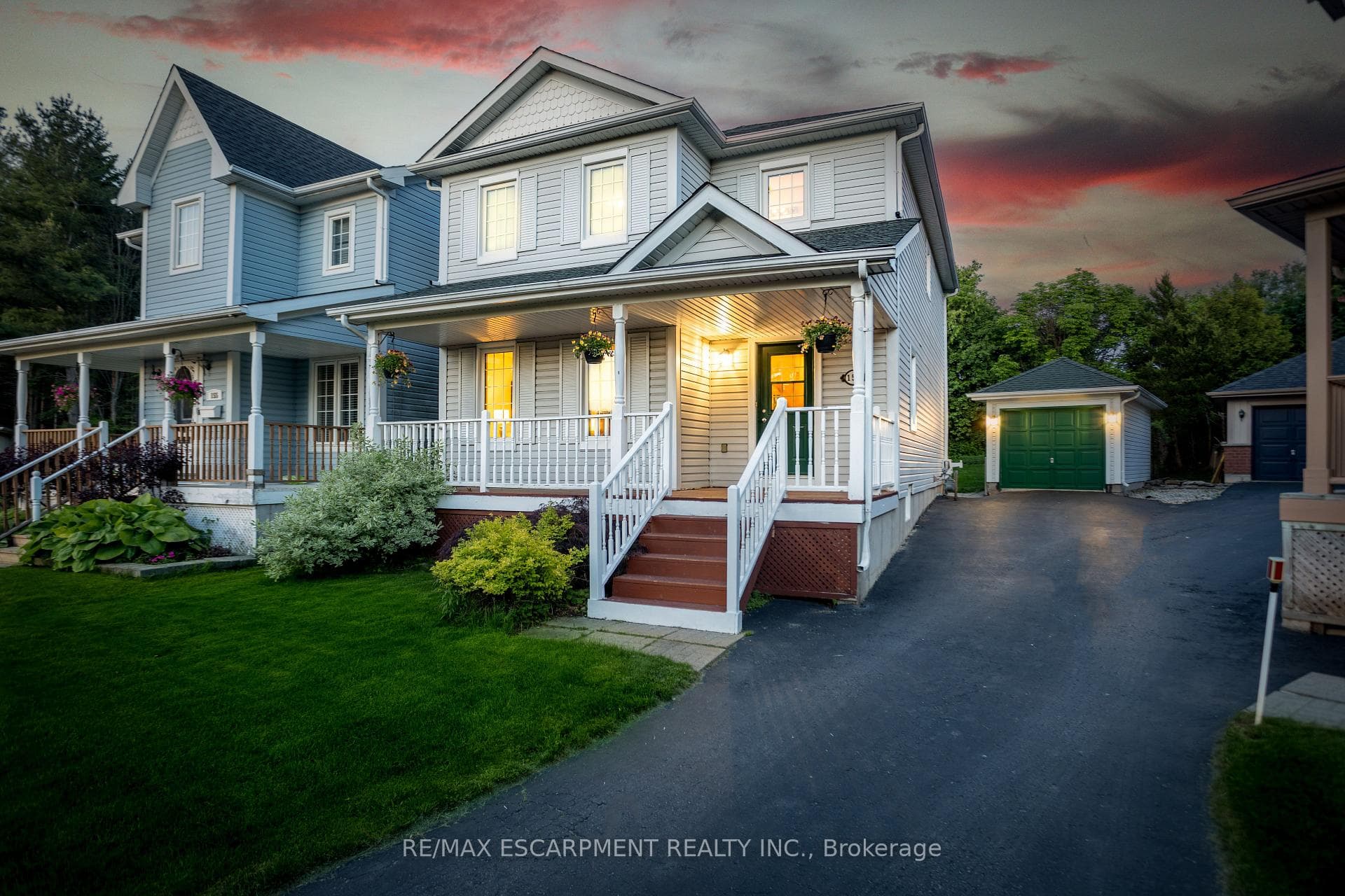 151 Academy Place photo 3