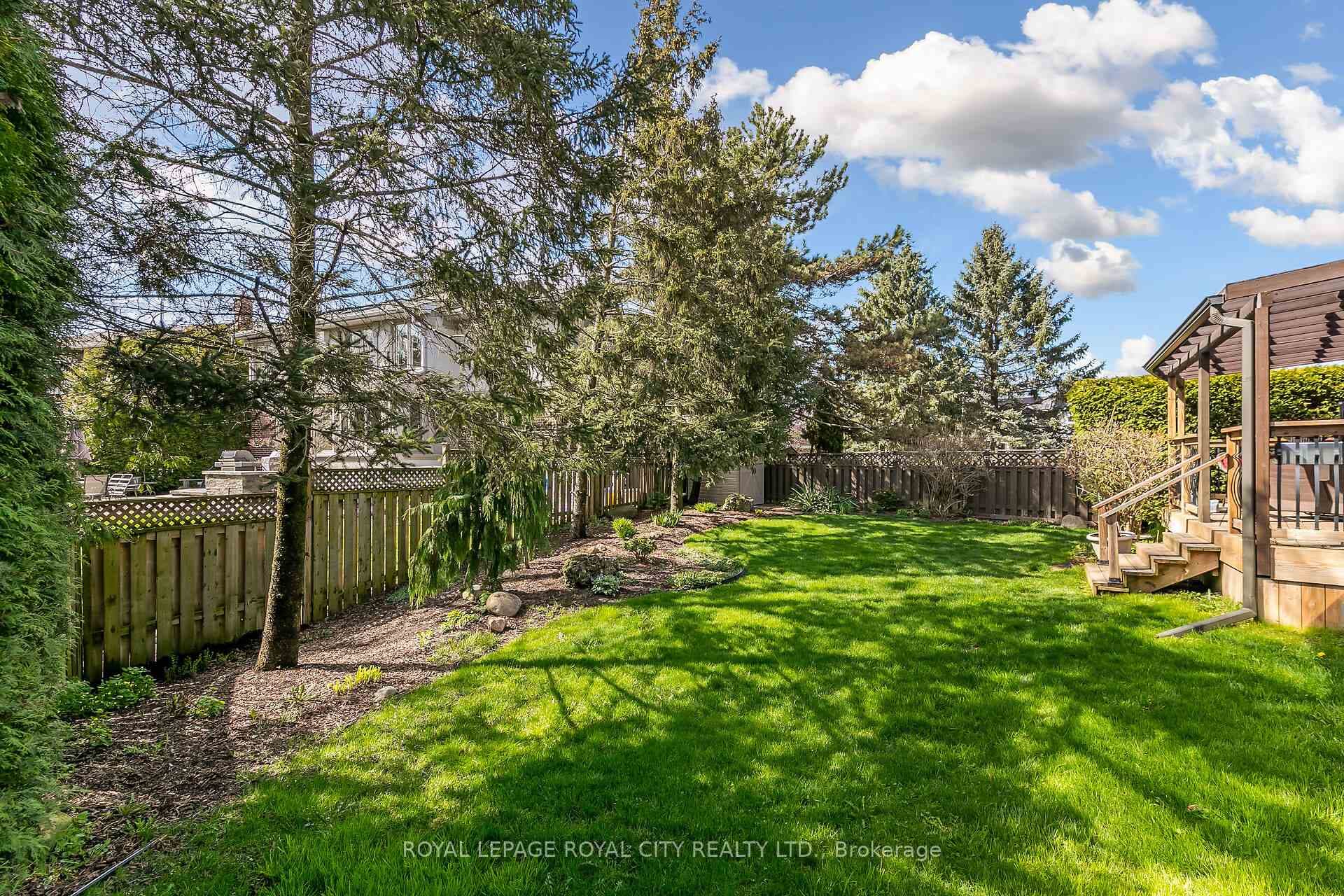 40 Forster Drive photo 39