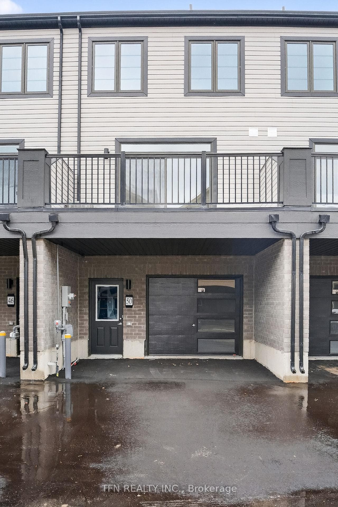 50 Lilac Lane photo 2