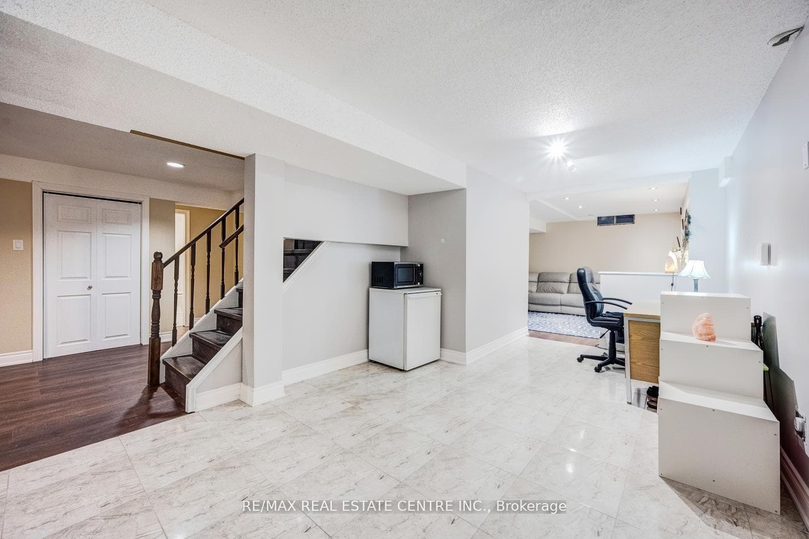 5580 Millbrook Lane photo 40