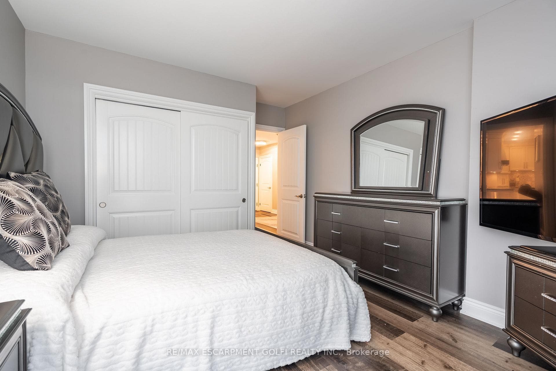 5070 Pinedale Avenue Unit 1207 photo 22