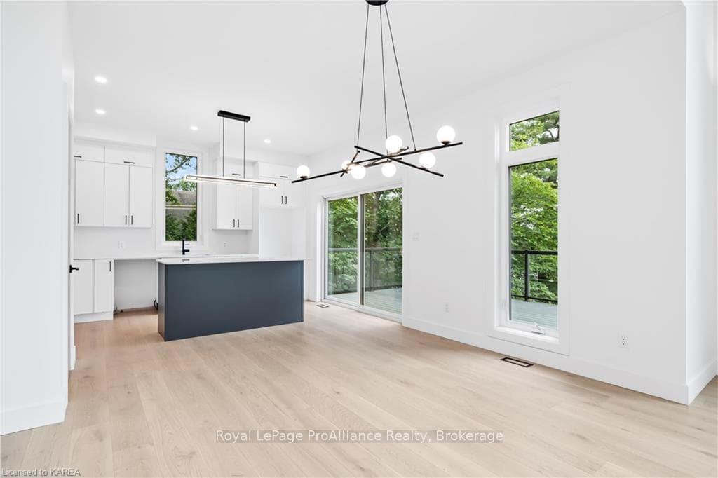 326 NICHOLSON PT Road photo 11