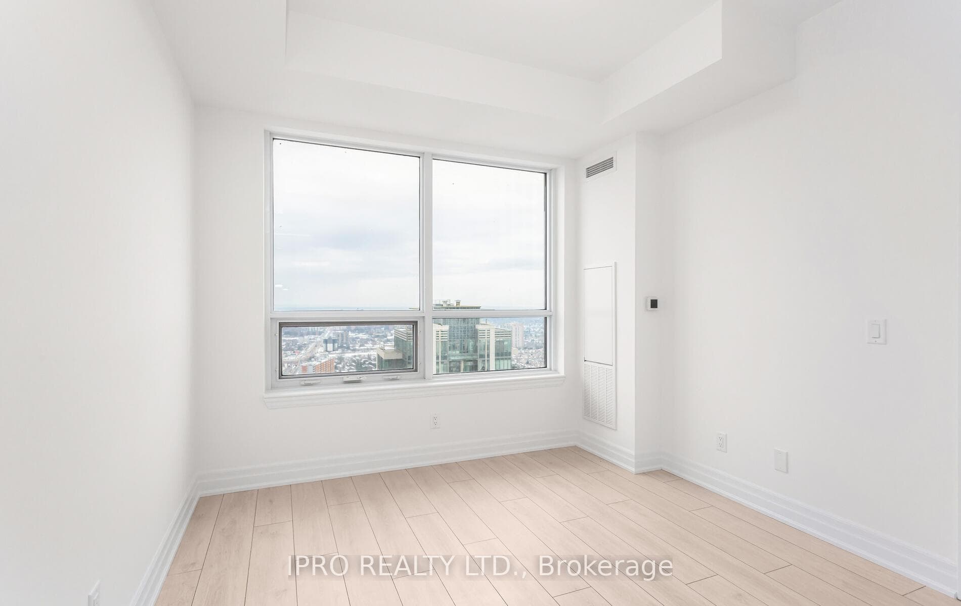 30 Elm Drive Unit 3507 photo 21